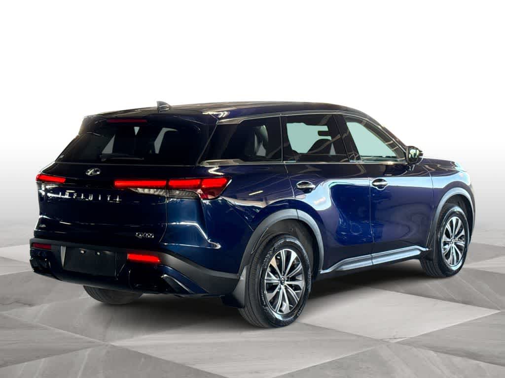 Thumbnail: 2023 INFINITI QX60 - 8