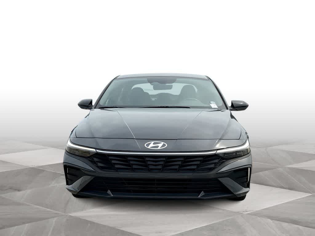 Thumbnail: 2025 Hyundai Elantra - 3