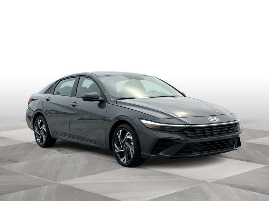 Thumbnail: 2025 Hyundai Elantra - 2