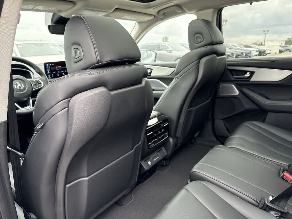 Thumbnail: 2026 Acura MDX - 23