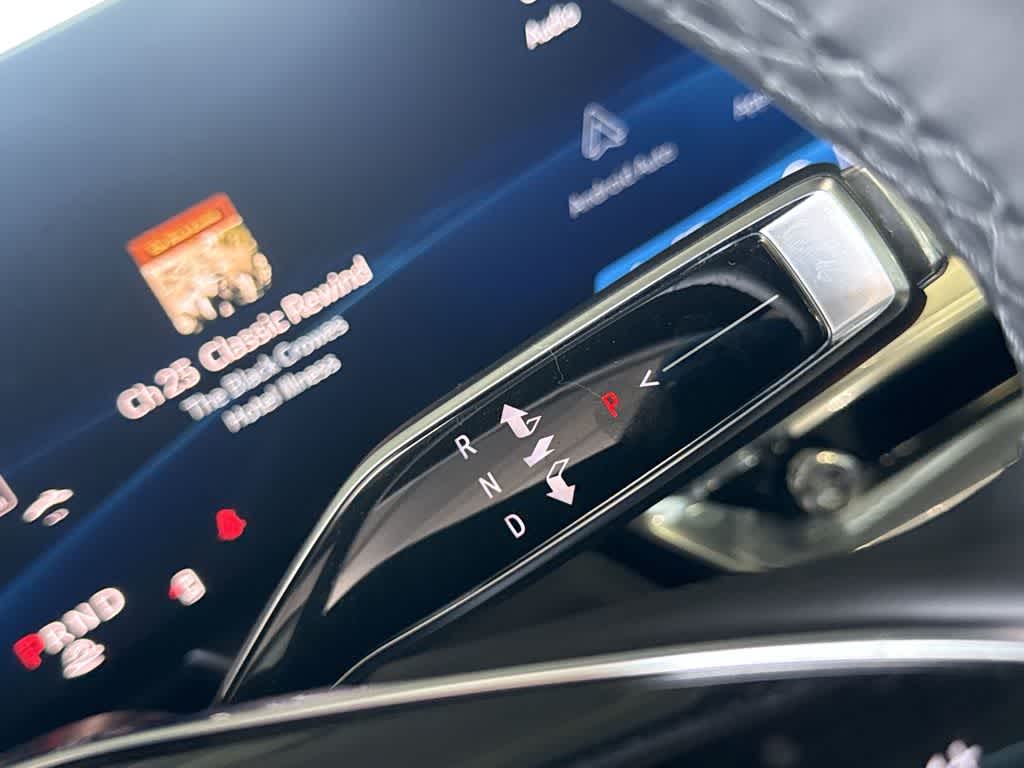 Thumbnail: 2024 Cadillac Lyriq - 21