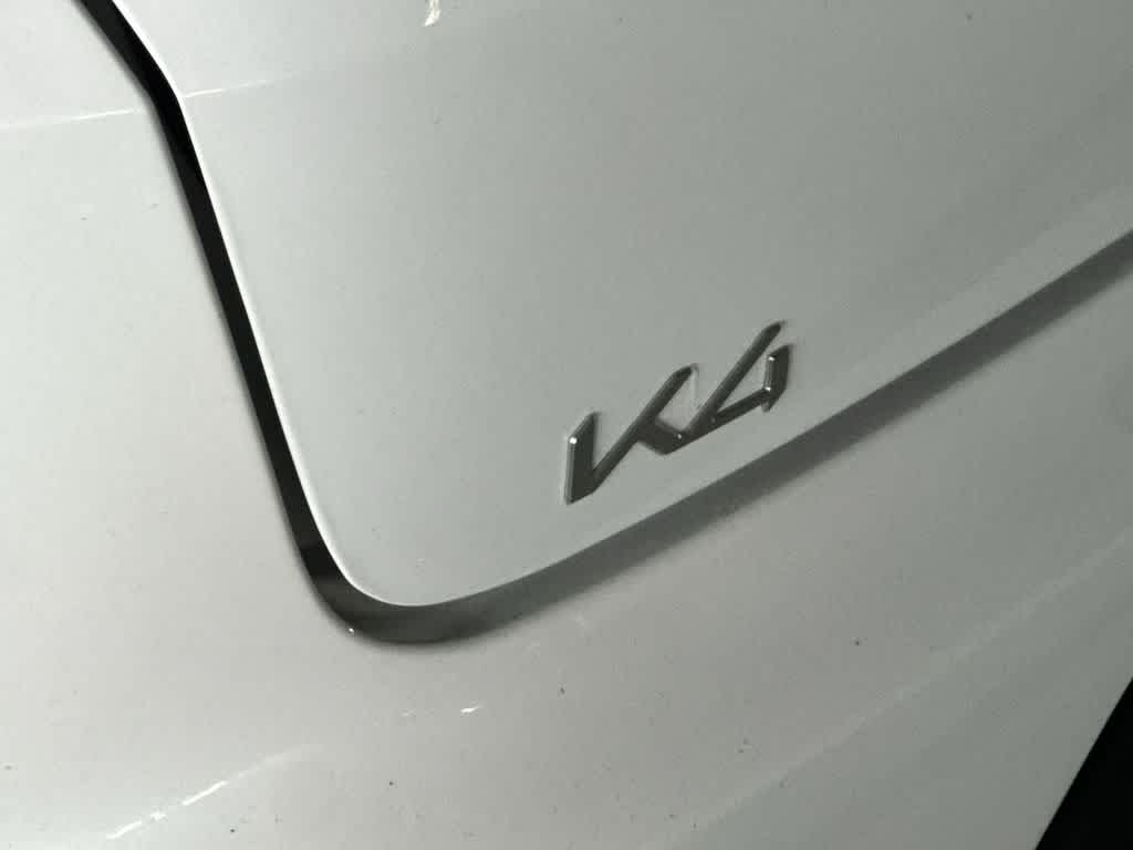 Thumbnail: 2025 Kia K4 - 10