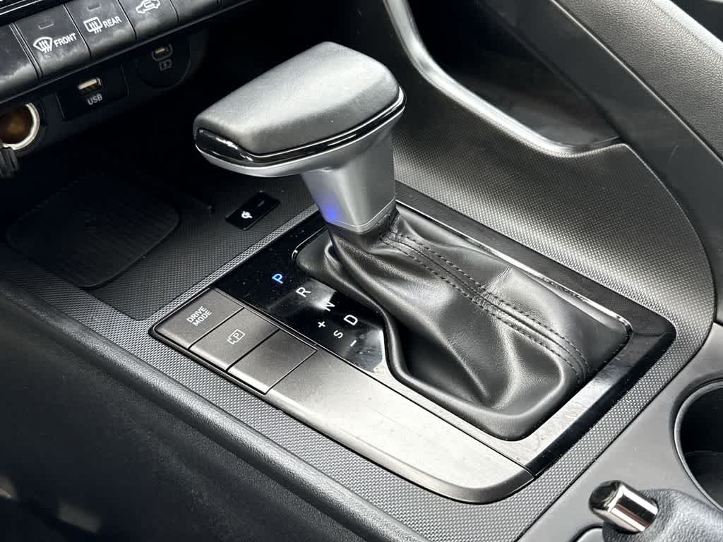 Thumbnail: 2025 Hyundai Elantra - 21