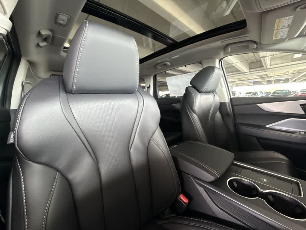 Thumbnail: 2026 Acura MDX - 27