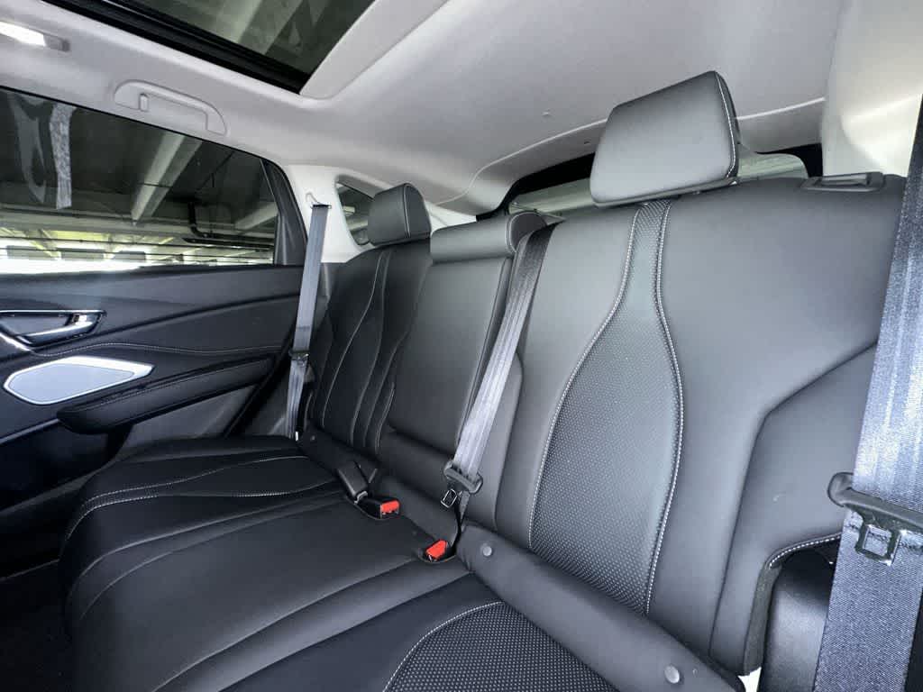 Thumbnail: 2025 Acura RDX - 22