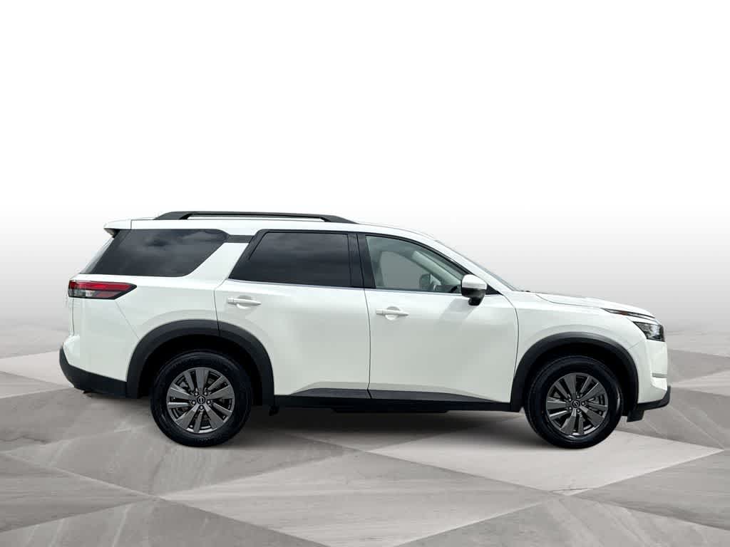 Thumbnail: 2025 Nissan Pathfinder - 9