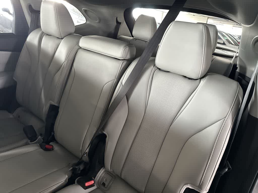 Thumbnail: 2026 Acura MDX - 22