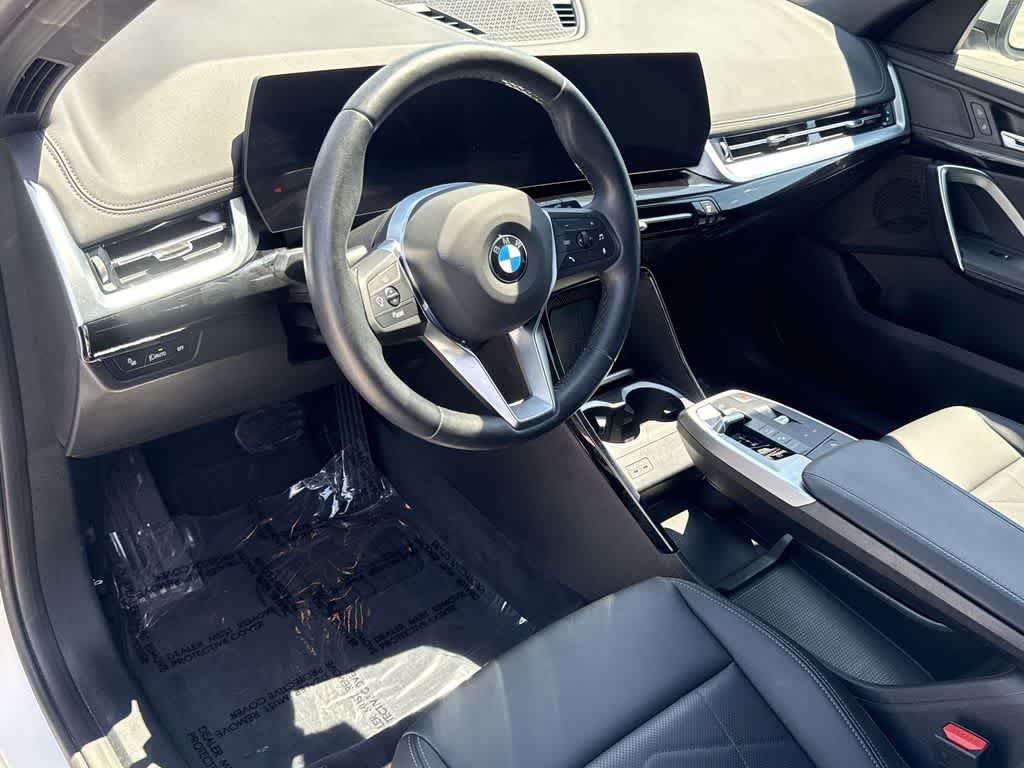 Thumbnail: 2024 BMW X1 - 13