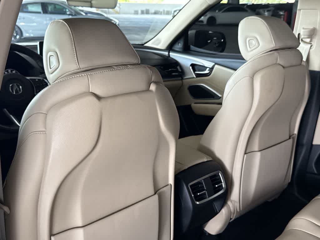 Thumbnail: 2023 Acura RDX - 23