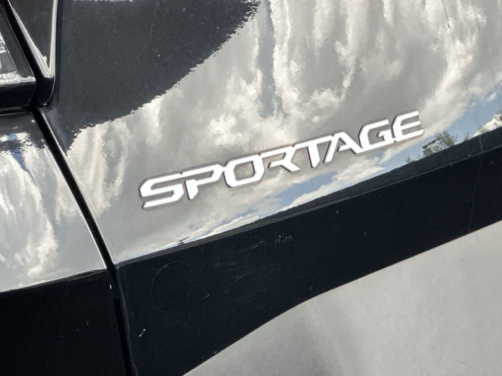 Thumbnail: 2023 Kia Sportage - 10
