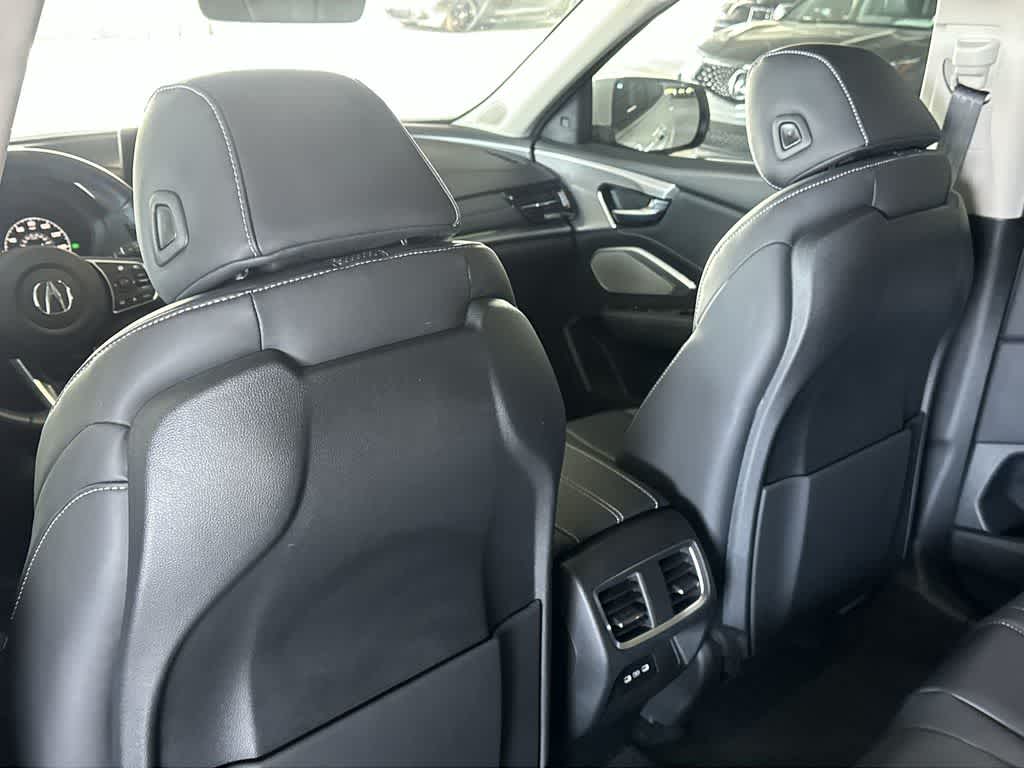 Thumbnail: 2025 Acura RDX - 23