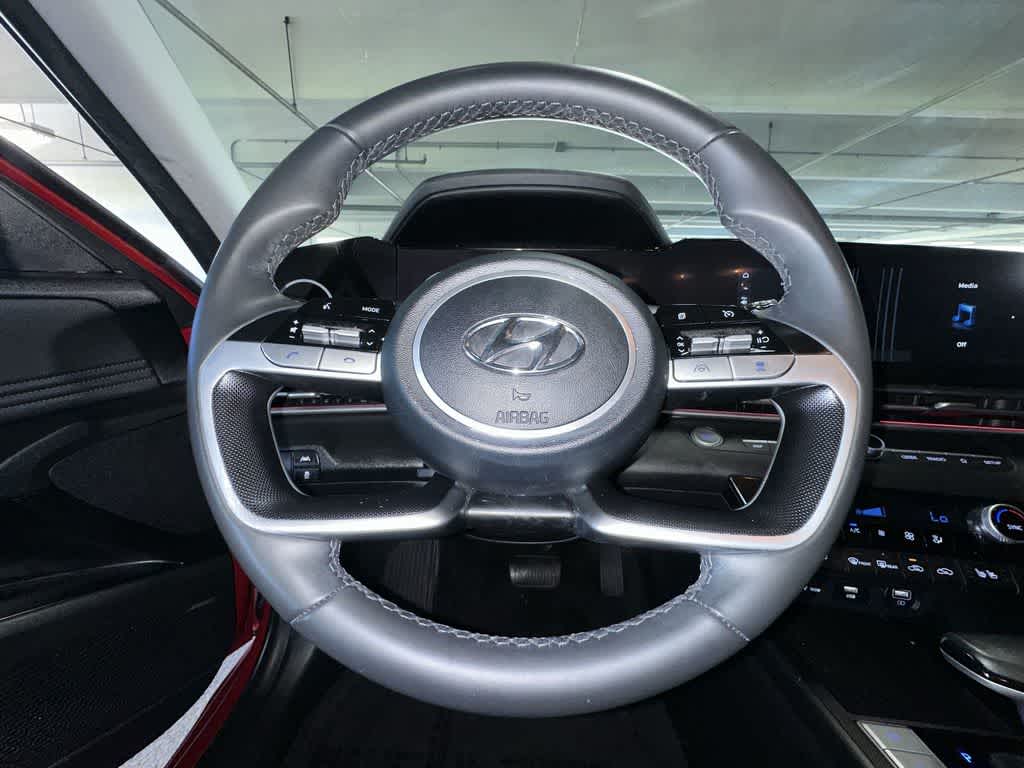 Thumbnail: 2023 Hyundai Elantra - 15