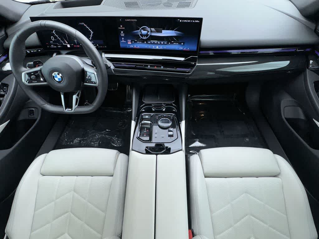 Thumbnail: 2026 BMW 5 Series - 24