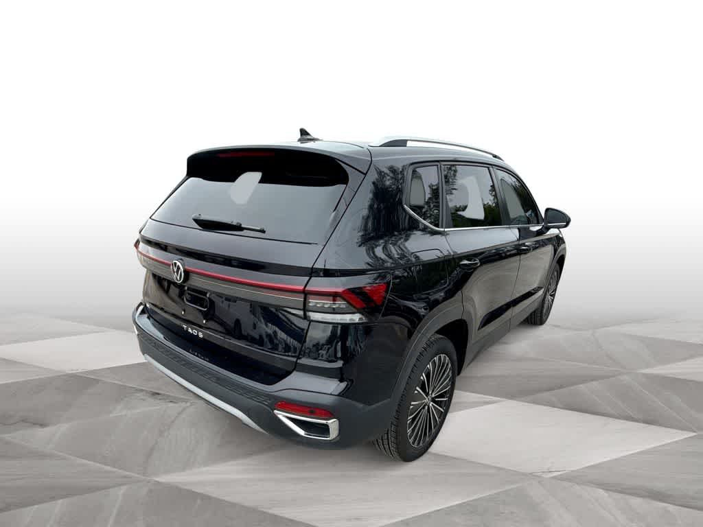 Thumbnail: 2025 Volkswagen Taos - 8