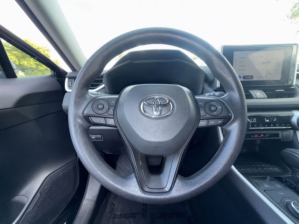 Thumbnail: 2025 Toyota RAV4 - 15