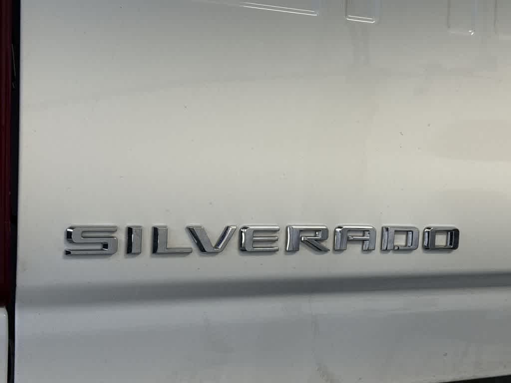 Thumbnail: 2025 Chevrolet Silverado 2500 - 25