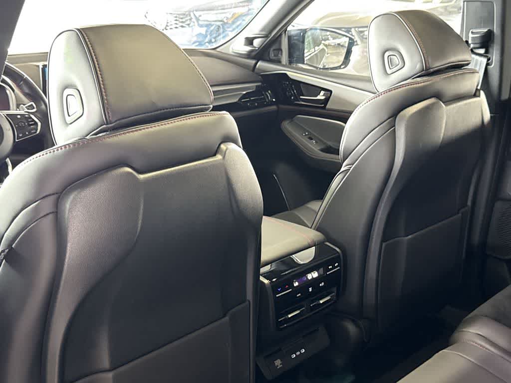 Thumbnail: 2025 Acura MDX - 23