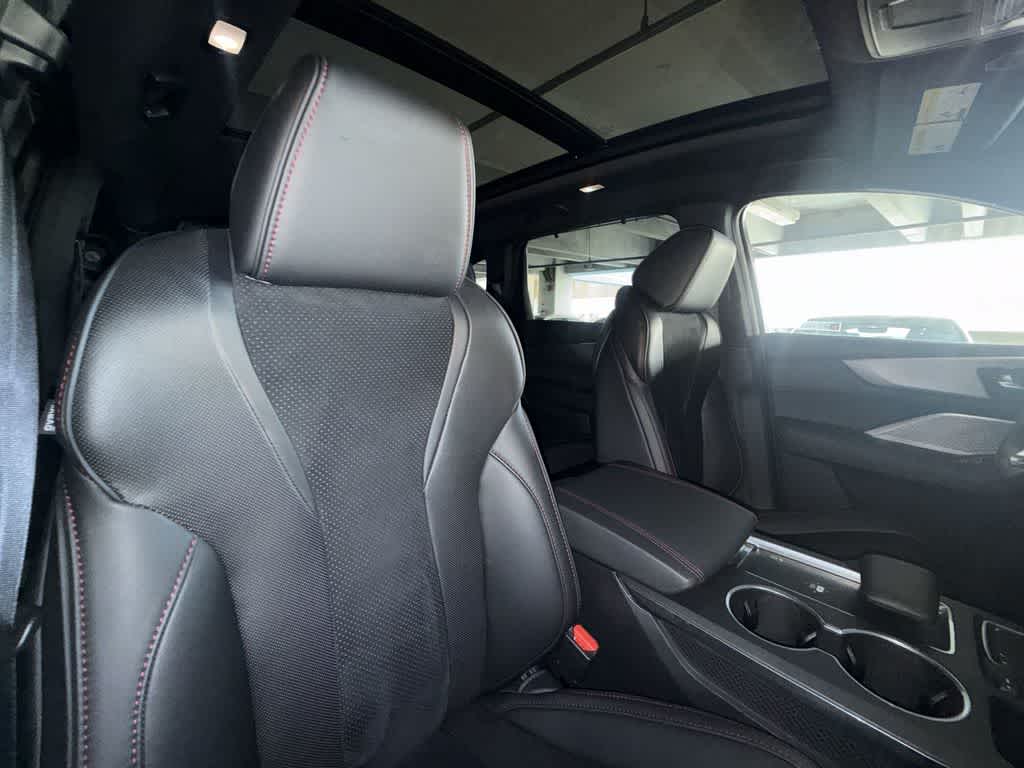Thumbnail: 2023 Acura MDX - 27