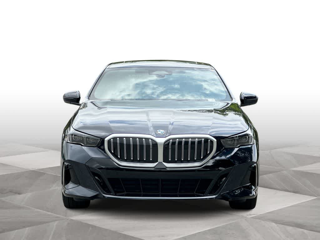 Thumbnail: 2026 BMW 5 Series - 3