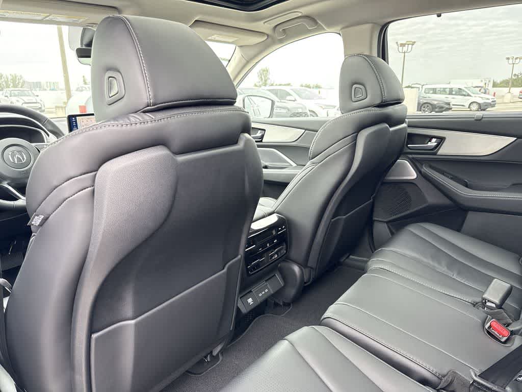 Thumbnail: 2026 Acura MDX - 23