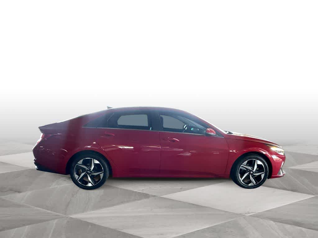 Thumbnail: 2023 Hyundai Elantra - 9