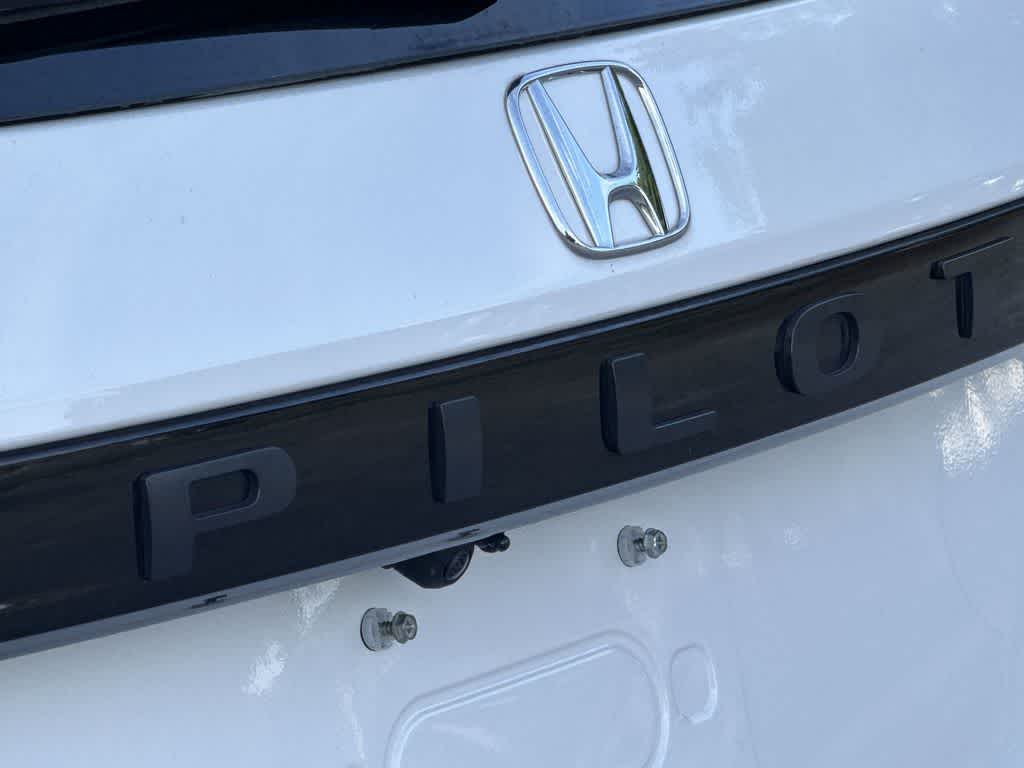 Thumbnail: 2024 Honda Pilot - 10