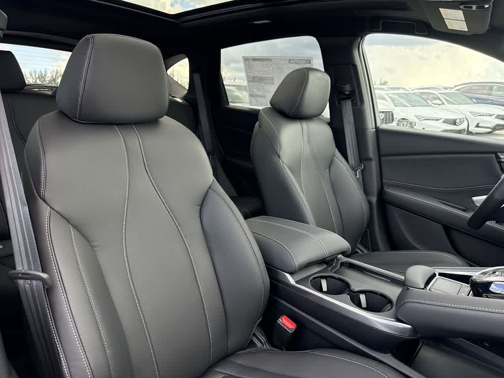 Thumbnail: 2025 Acura RDX - 27