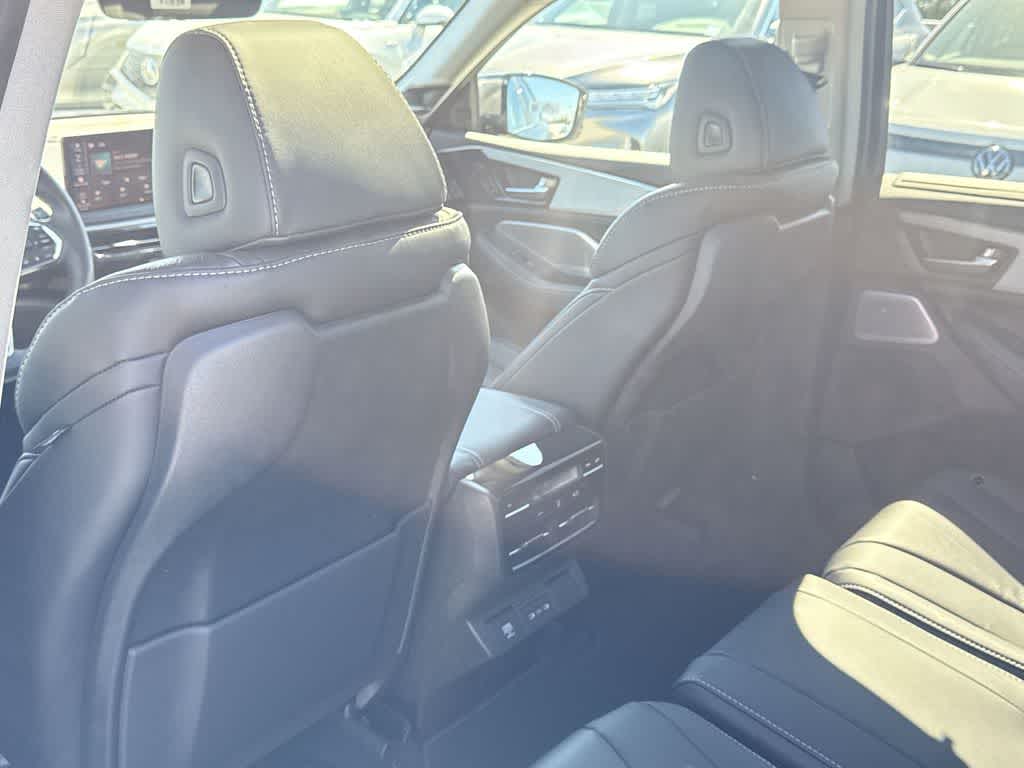 Thumbnail: 2026 Acura MDX - 22