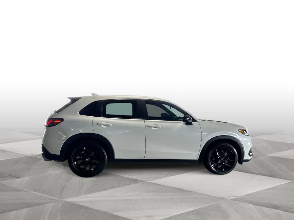 Thumbnail: 2025 Honda HR-V - 9