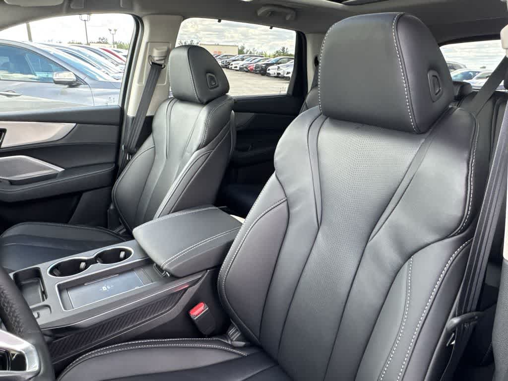 Thumbnail: 2026 Acura MDX - 14