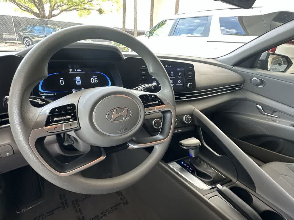 Thumbnail: 2025 Hyundai Elantra - 13
