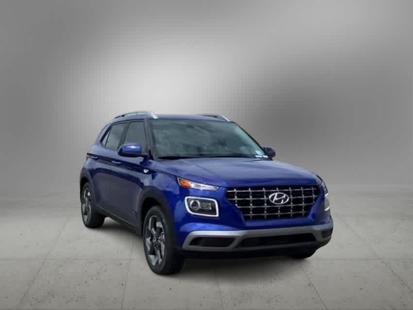 Thumbnail: 2024 Hyundai Venue - 4