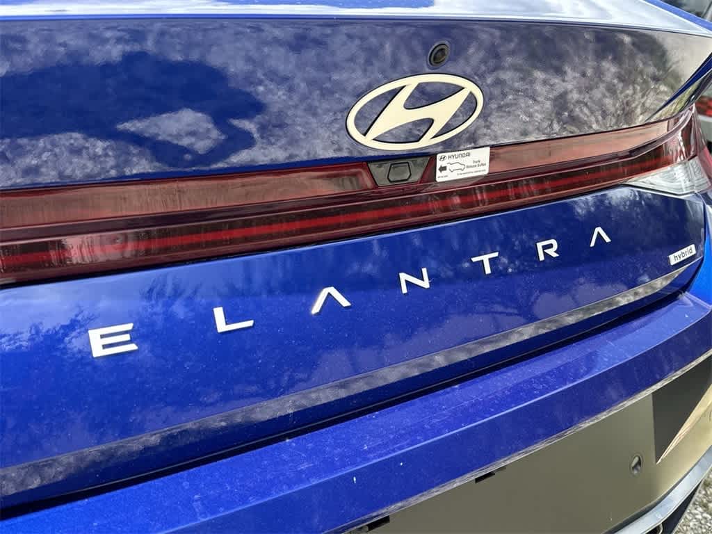 Thumbnail: 2024 Hyundai Elantra - 10