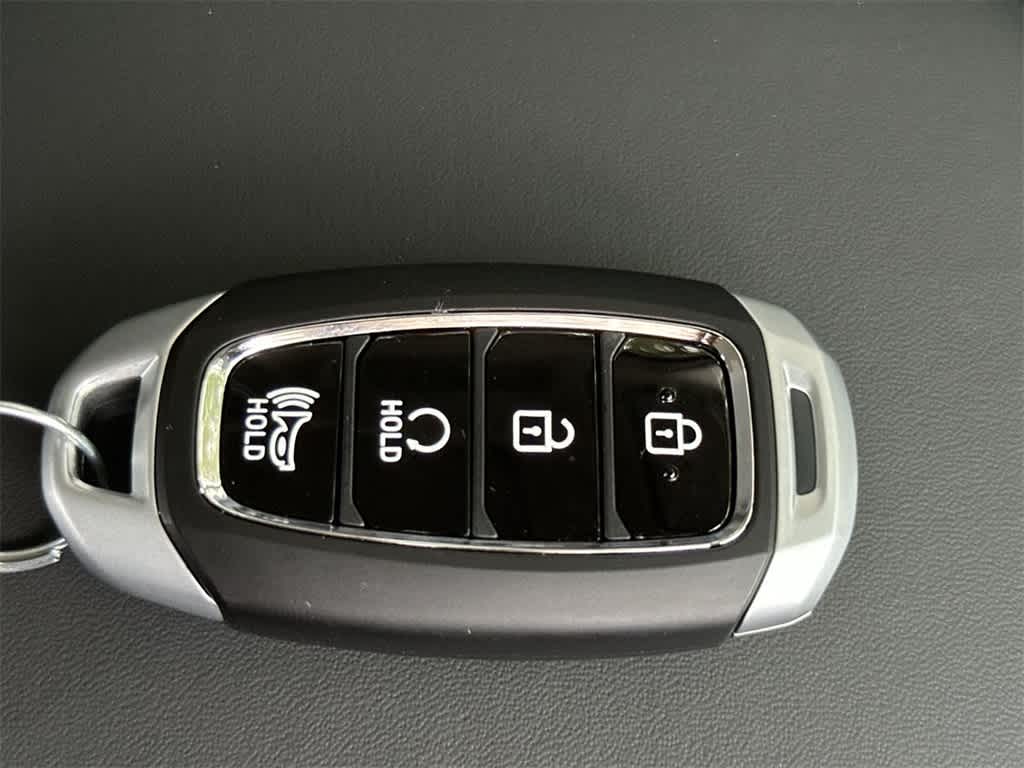 Thumbnail: 2025 Hyundai Venue - 28