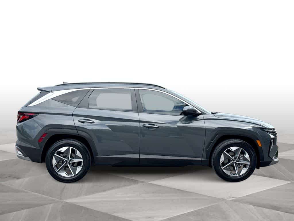 Thumbnail: 2025 Hyundai Tucson - 9