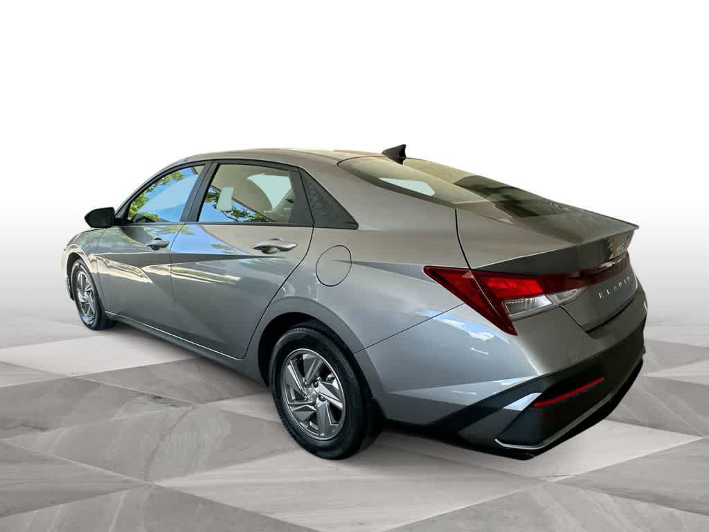 Thumbnail: 2024 Hyundai Elantra - 6
