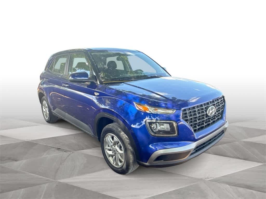 2025 Hyundai Venue SE 2