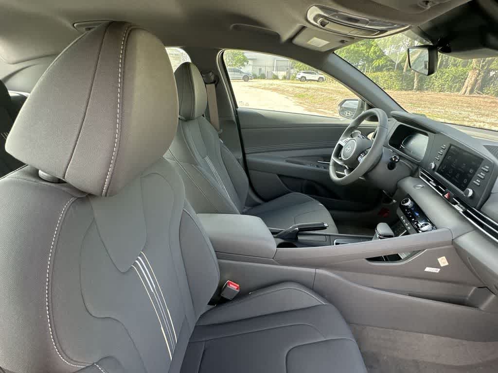 Thumbnail: 2026 Hyundai Elantra - 12