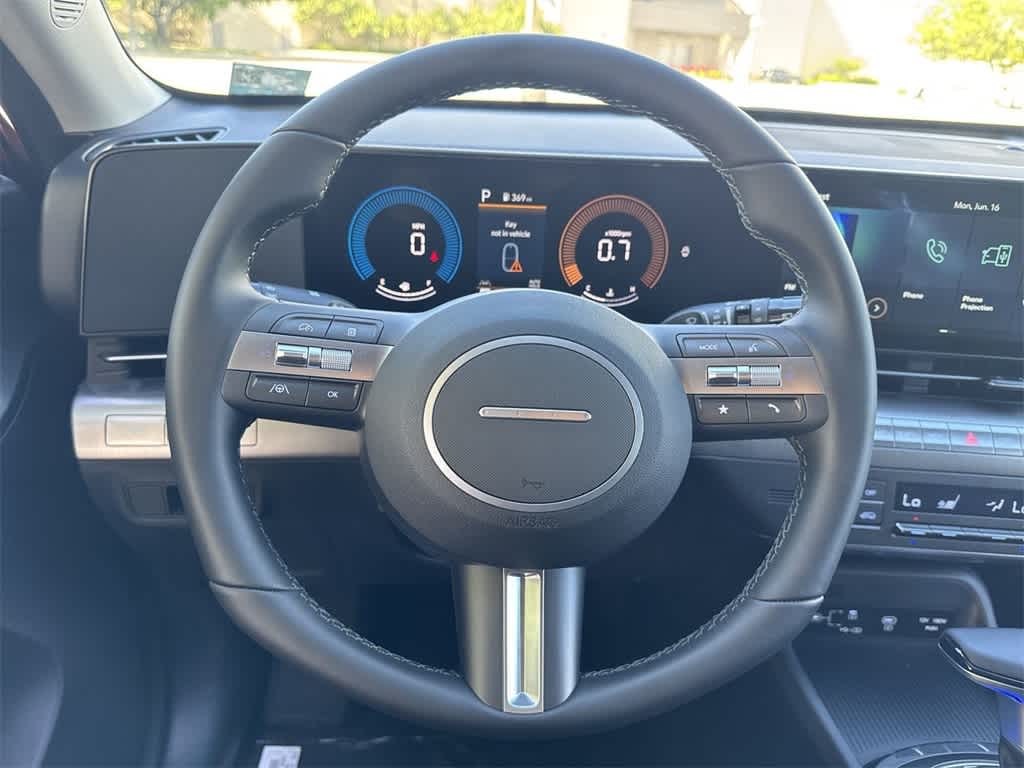 2025 Hyundai Kona SEL 15