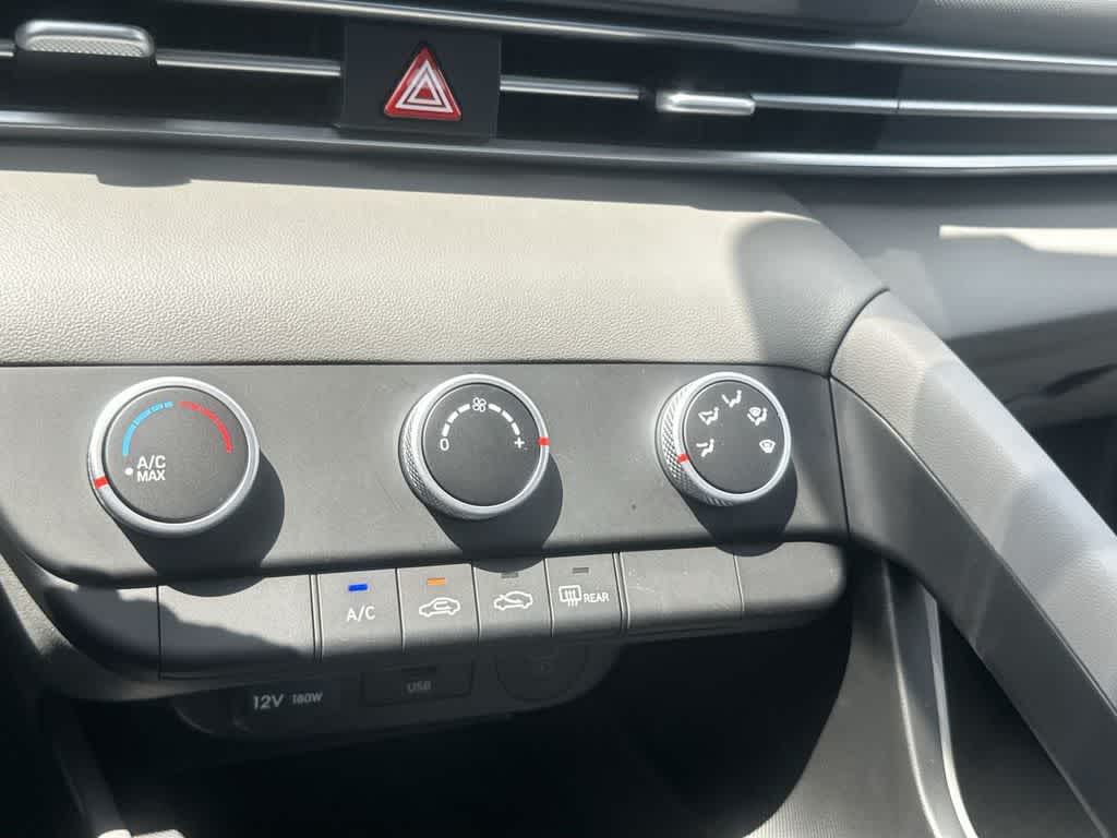 Thumbnail: 2026 Hyundai Elantra - 24