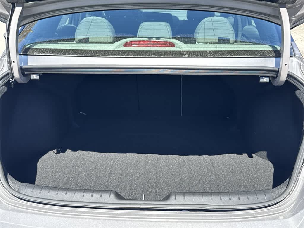 2025 Hyundai Elantra SEL 27