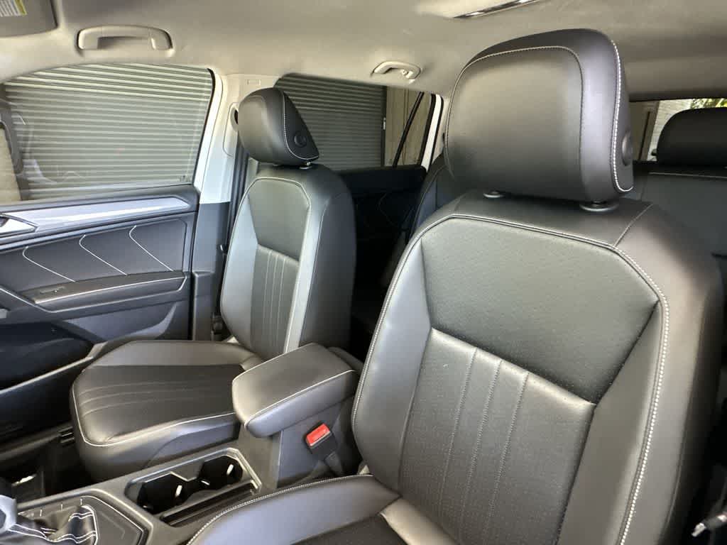 Thumbnail: 2024 Volkswagen Tiguan - 14