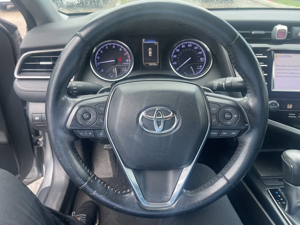 Thumbnail: 2019 Toyota Camry - 10