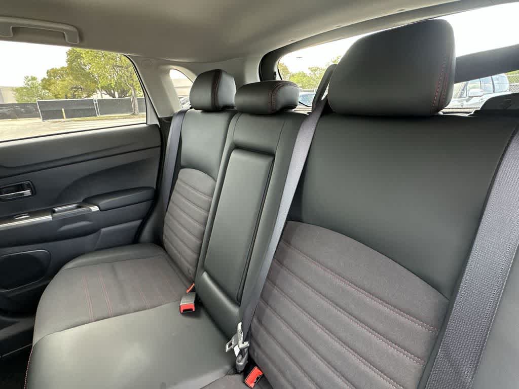 Thumbnail: 2025 Mitsubishi Outlander Sport - 22