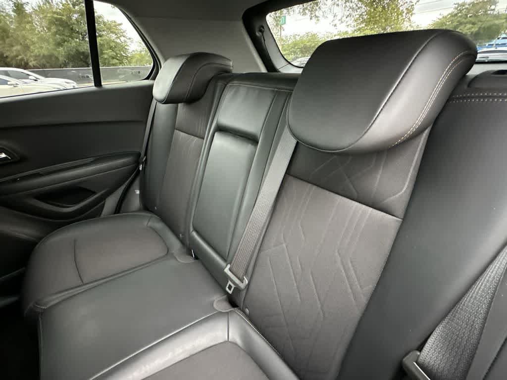 Thumbnail: 2022 Chevrolet Trax - 22