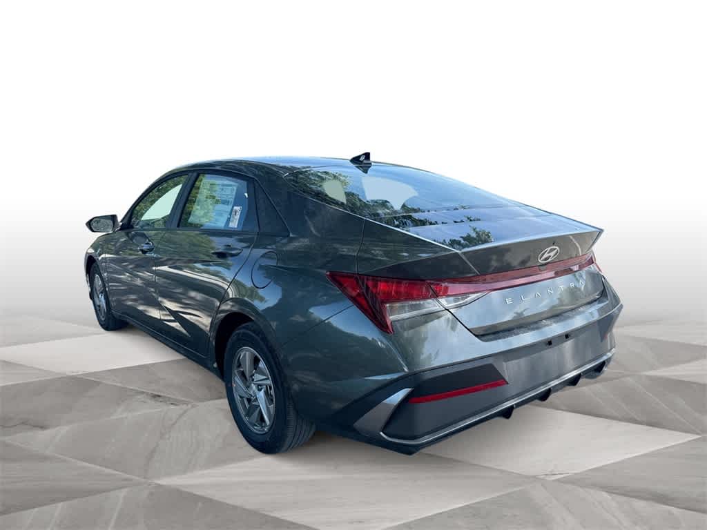 Thumbnail: 2025 Hyundai Elantra - 6