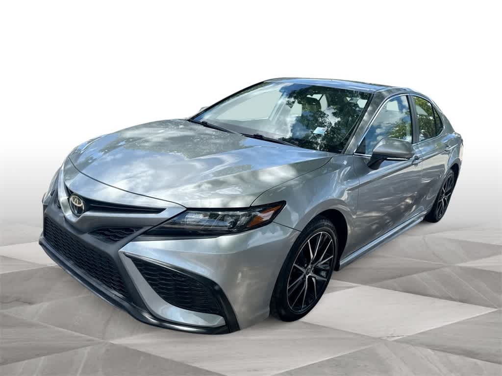 Thumbnail: 2022 Toyota Camry - 4