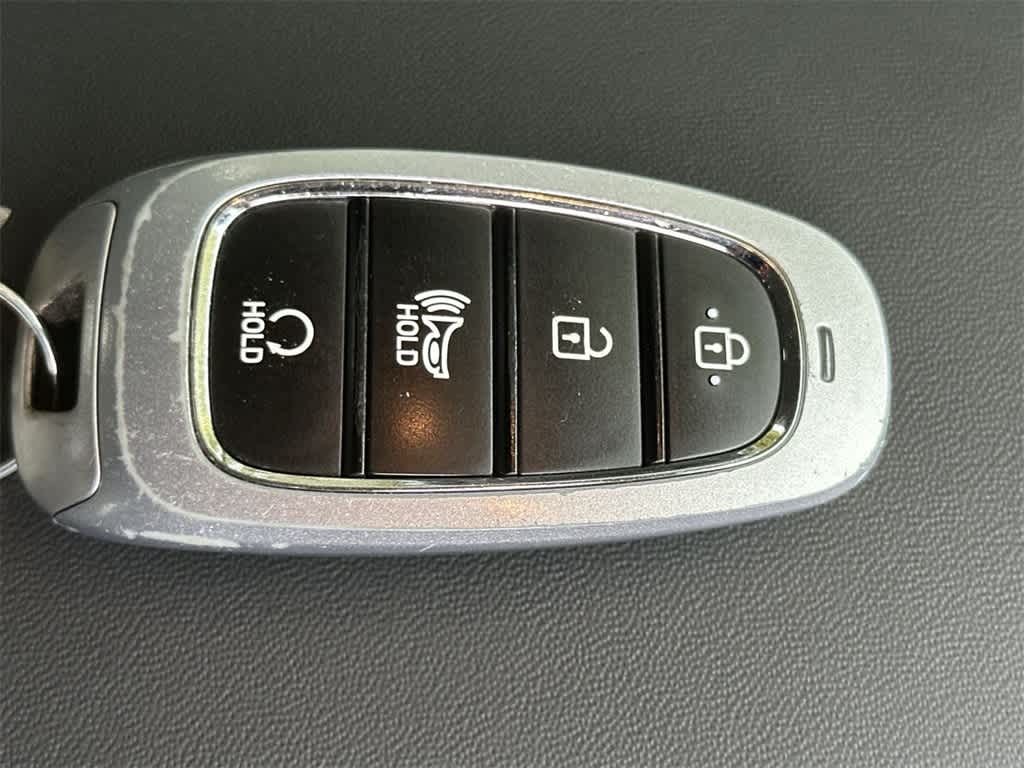 Thumbnail: 2022 Hyundai Santa Fe - 28