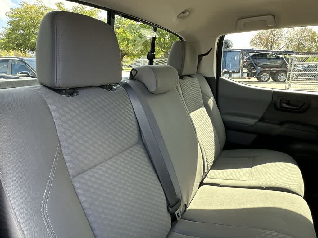 Thumbnail: 2021 Toyota Tacoma - 26
