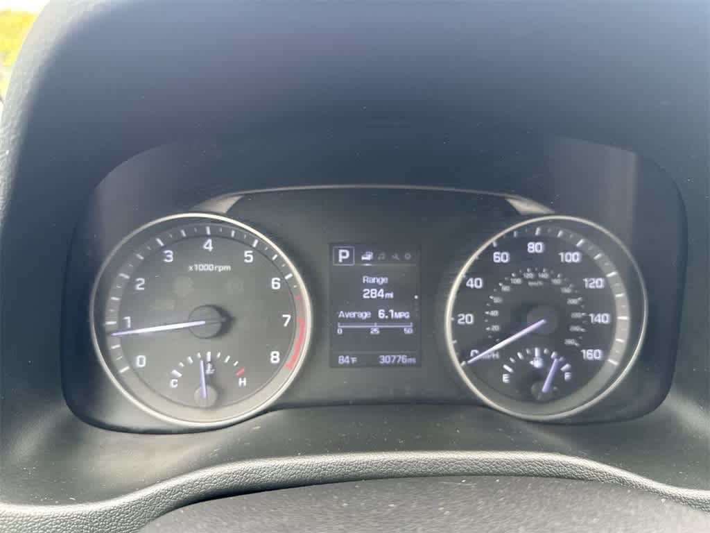 Thumbnail: 2018 Hyundai Elantra - 16